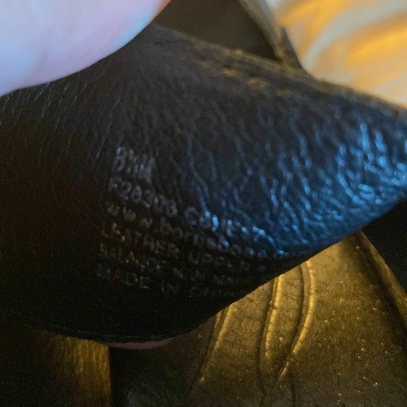 BORN Black heels with cute strap with elastic, size 8.5, NWOT, 3” heel - Picture 4 of 13